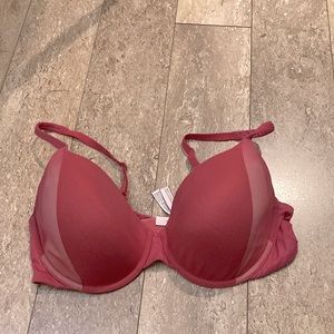 Body by Victoria Secret bra